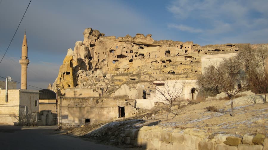 Pueblo de Çavuşin en Capadocia